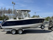 New 2023 Robalo R230 Center Console for sale