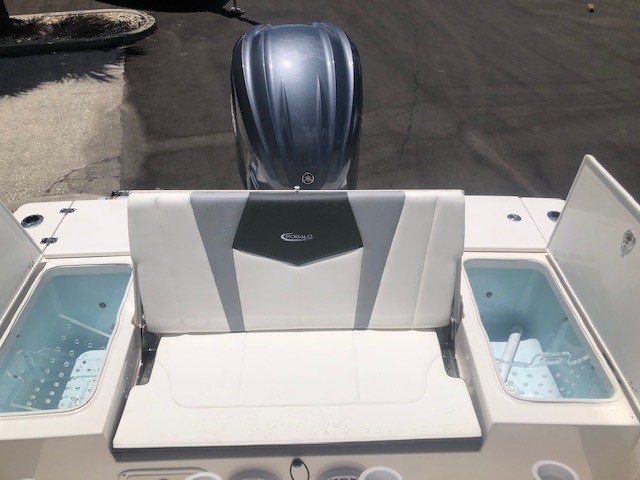 A ROBALO 246 SKY DECK is a Power and could be classed as a Center Console, Fish and Ski, Flybridge, Freshwater Fishing, High Performance, Saltwater Fishing, Ski Boat, Wakeboard Boat, Sport Fisherman,  or, just an overall Great Boat!